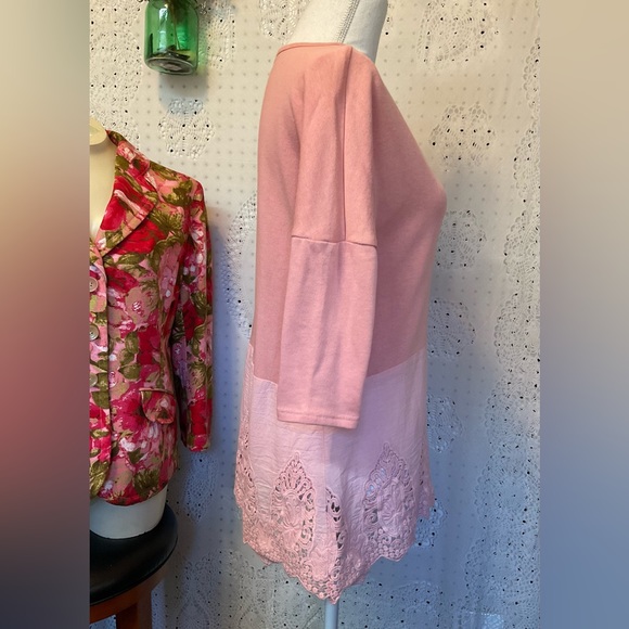 HANNAH Woman’s Sz Small 100% Cotton Lightweight Sweat Shirt with Scalloped Lace - Picture 4 of 8